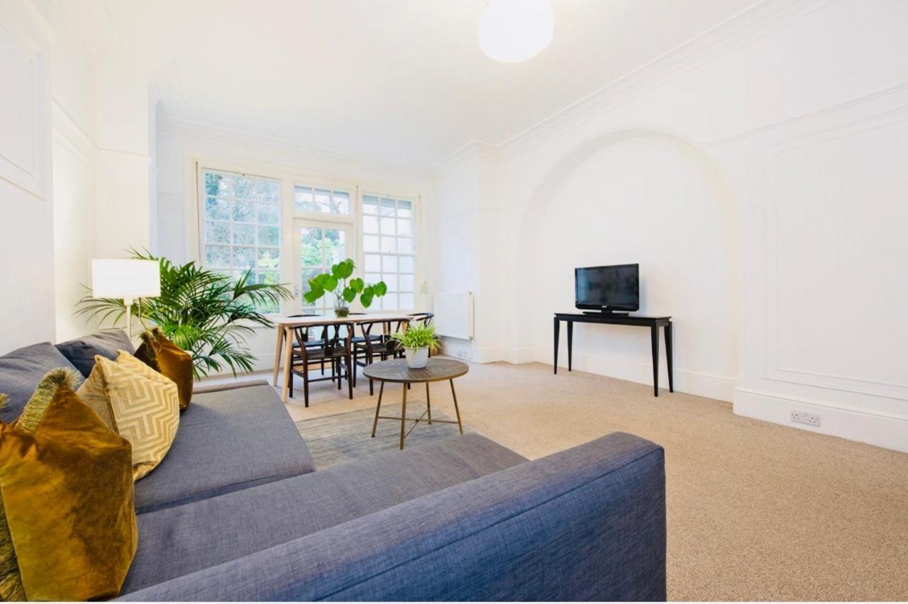 Spacious & Charming Garden Flat -Zone 2- Great For Central London Access Luaran gambar