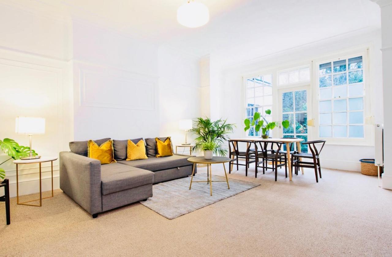 Spacious & Charming Garden Flat -Zone 2- Great For Central London Access Luaran gambar